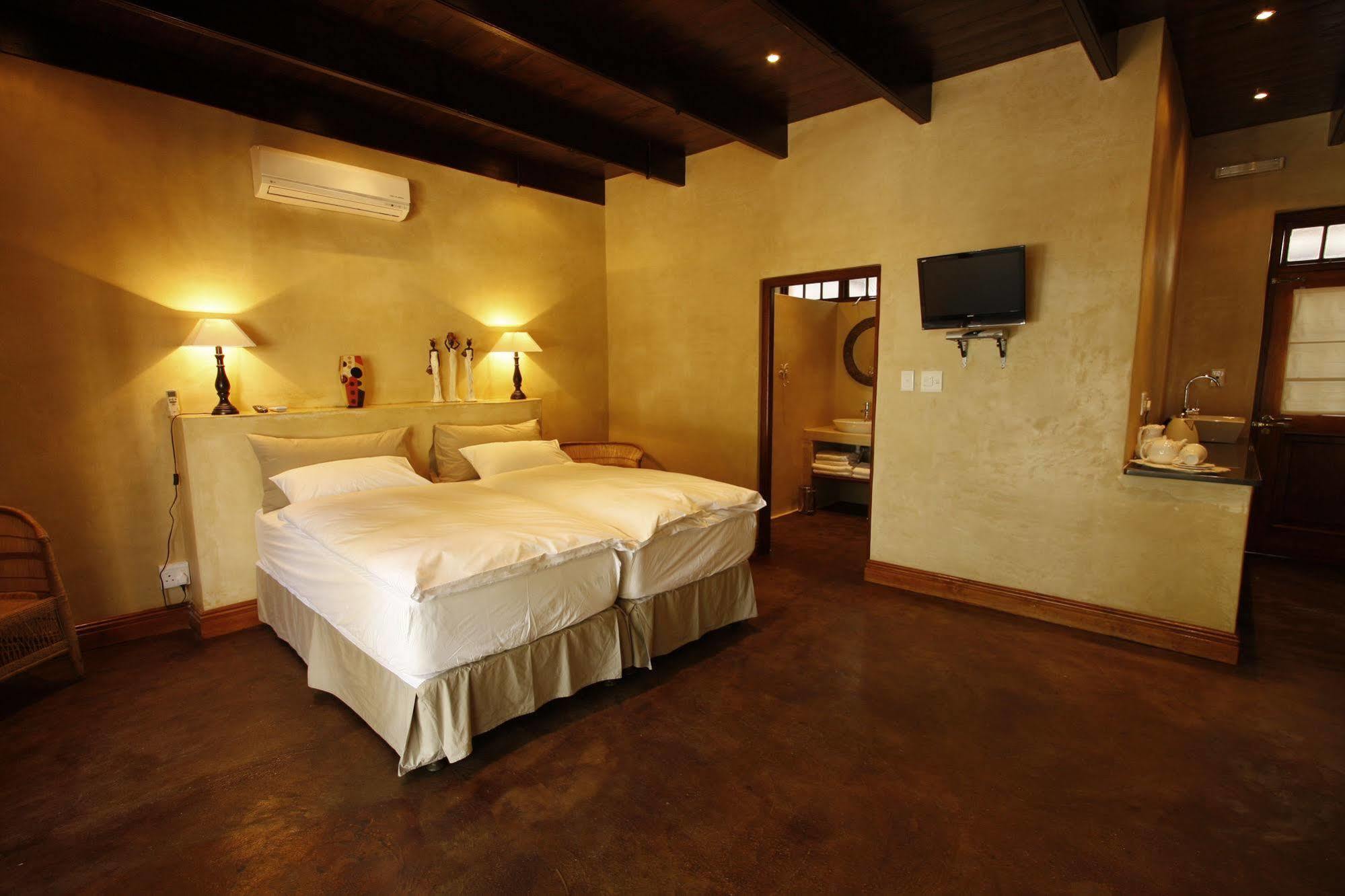 De Leeuwenhof Estate Hotel Paarl Bagian luar foto