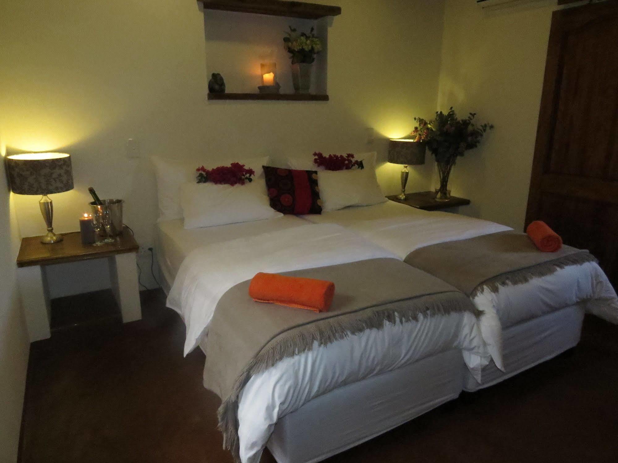 De Leeuwenhof Estate Hotel Paarl Bagian luar foto