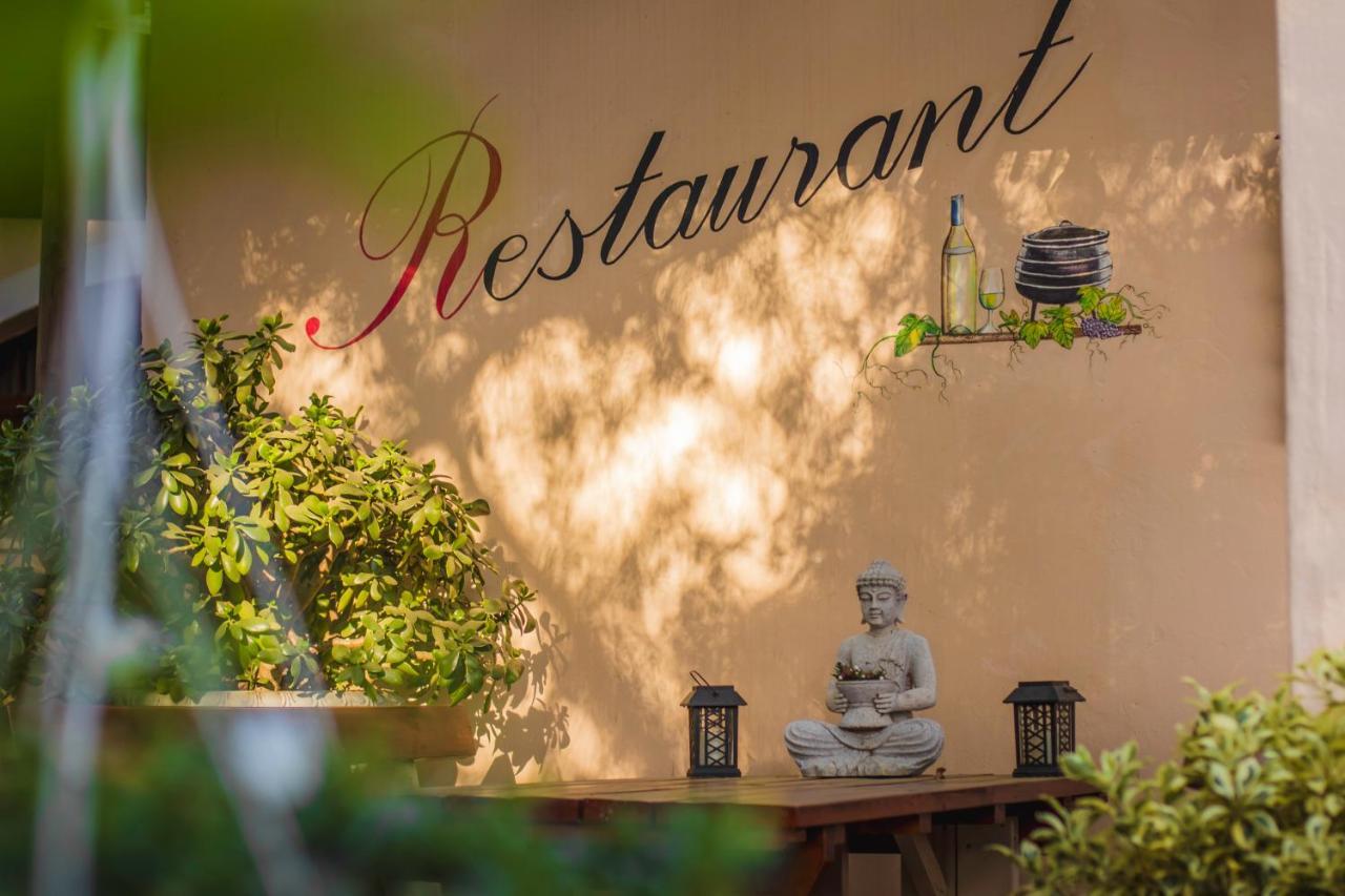 De Leeuwenhof Estate Hotel Paarl Bagian luar foto